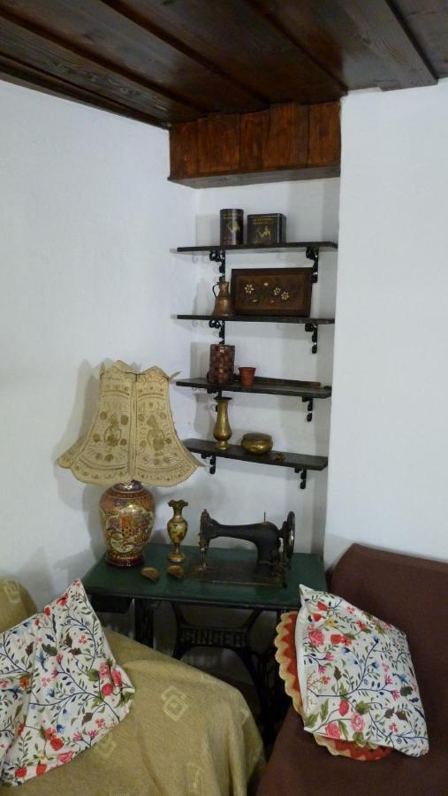 Villatzer - Traditional House With Fireplace And Garden Tzermiádon المظهر الخارجي الصورة